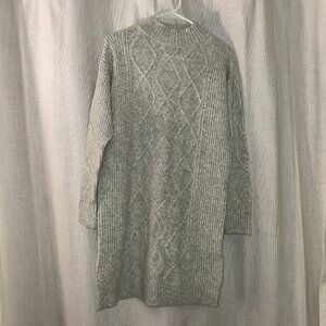 LOFT Gray Cable Knit Sweater Dress – Size Small